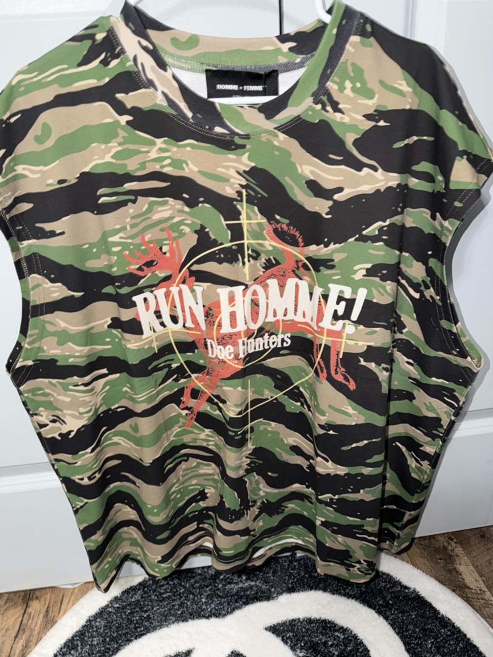 Homme Femme Doe Hunters Camo Sleeveless Tee